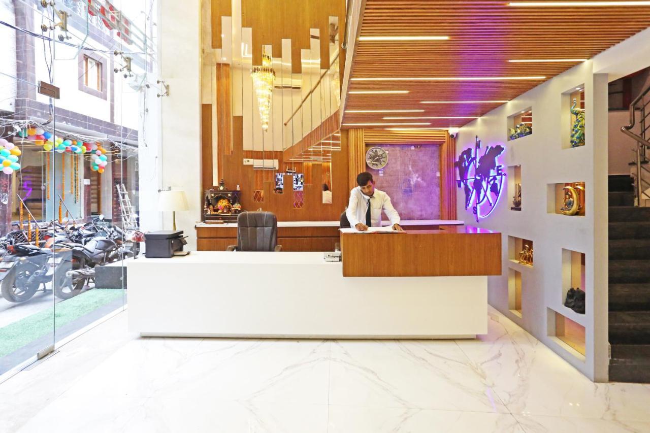 Frankstay By Hotel Mayfair Newly Built - Yeni Delhi Dış mekan fotoğraf
