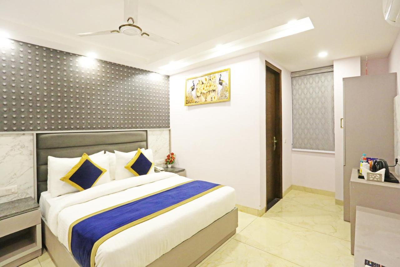 Frankstay By Hotel Mayfair Newly Built - Yeni Delhi Dış mekan fotoğraf